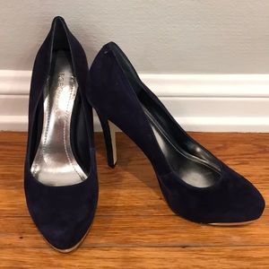 BCBG Navy 4 inch heals